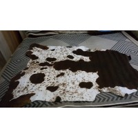 Ковер Исскуств.шкура 7-LE1 1,3*1,7 (2,21) Ковер Исскуств.шкура 7-LE1 1,3*1,7 (2,21)