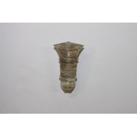 838 Угол внутренний для плинтуса 58мм "Вимар" Дуб ливорский (1уп=25шт) 838 Угол внутренний для плинтуса 58мм "Вимар" Дуб ливорский (1уп=25шт)