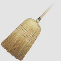 Метла (сорго) с черенком Метла (сорго) с черенком