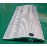 Порог 39,4мм*7,1мм*2,7м Алюминий (ПД 04) (10 шт/уп) Порог 39,4мм*7,1мм*2,7м Алюминий (ПД 04) (10 шт/уп)