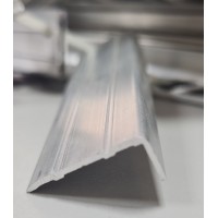 Порог-угол 24мм*10мм*2,7м Алюминий (ПУ 05) (10 шт/уп) Порог-угол 24мм*10мм*2,7м Алюминий (ПУ 05) (10 шт/уп)