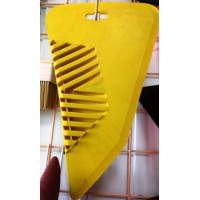 Шпатель пластиковый желтый