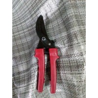 Секатор универсальный 220мм Секатор универсальный 220мм