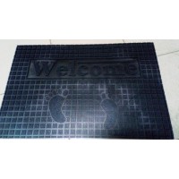 Коврик резиновый Welkom цветной 45х75 следы (3308) Коврик резиновый Welkom цветной 45х75 следы (3308)